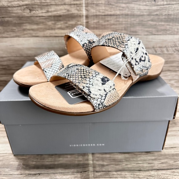 Vionic Randi II Womens Size 6 Boa Silver Metallic Leather Comfort Sandals Slides - Picture 2 of 6